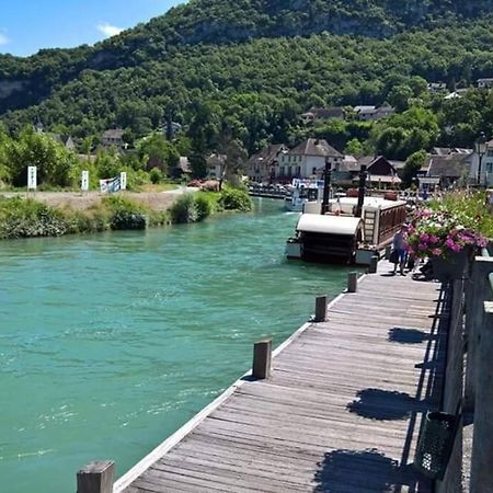 Le Portougais, Chalet A Chanaz, La Petite Venise Savoyarde Eksteriør bilde